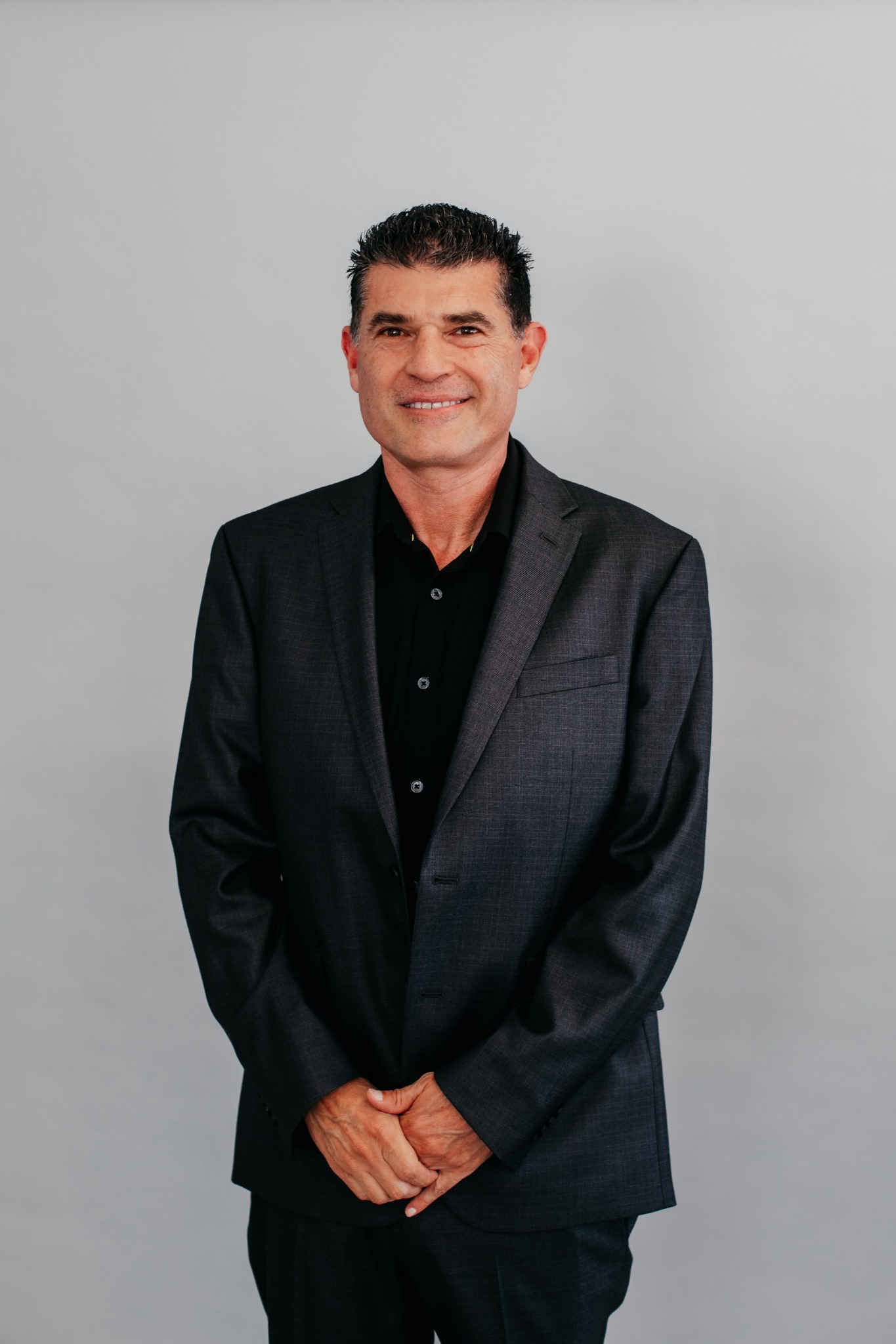 Richard Gonzalez - The Gonzalez Group at Compass